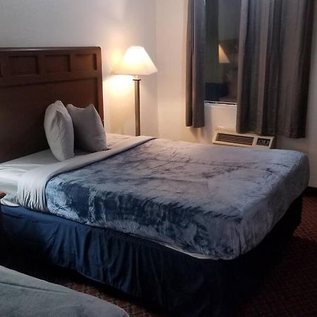 Hotel 2 Queen Beds Hotel Room 222 Wi-Fi Hot Tub Booking Stillwater Buitenkant foto